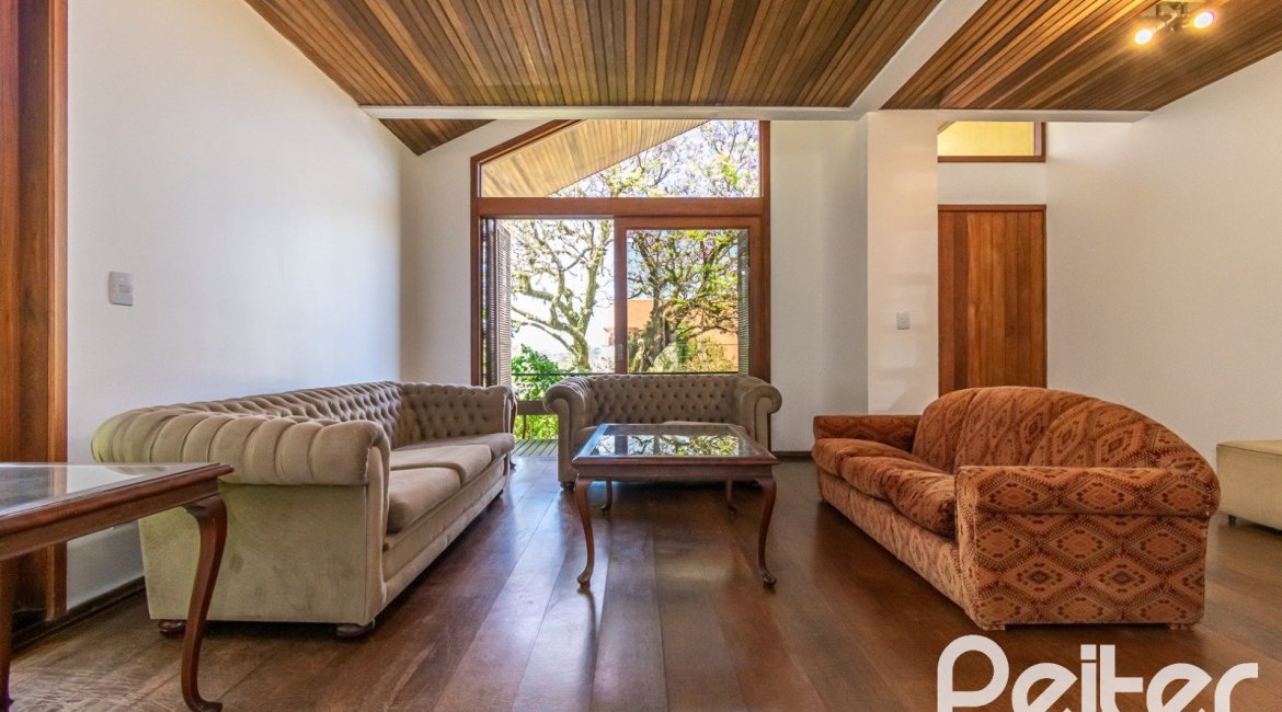  à venda, no bairro  em 