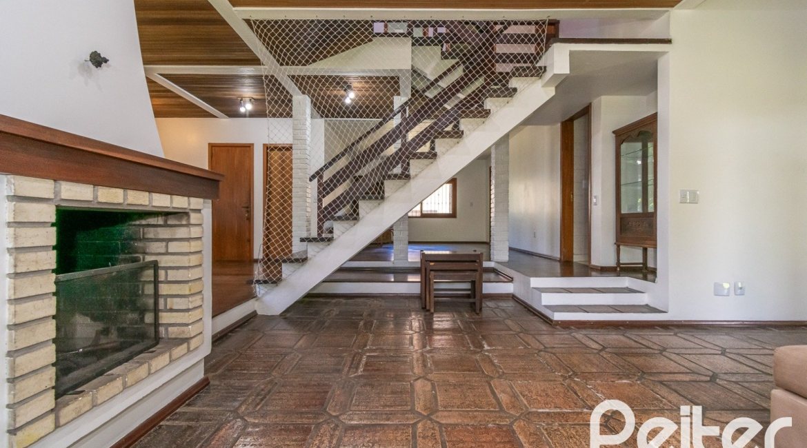  à venda, no bairro  em 