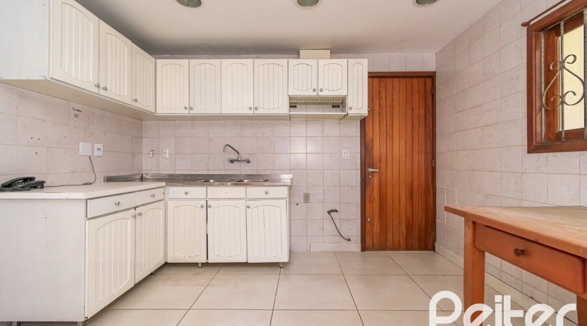  à venda, no bairro  em 