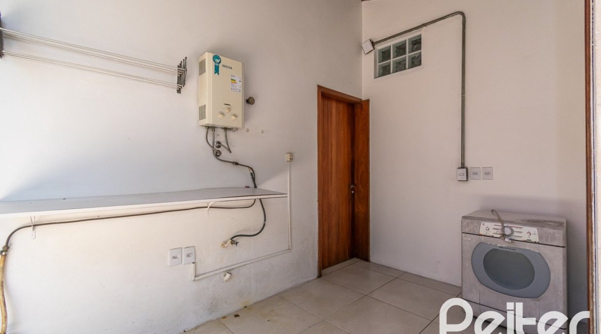  à venda, no bairro  em 