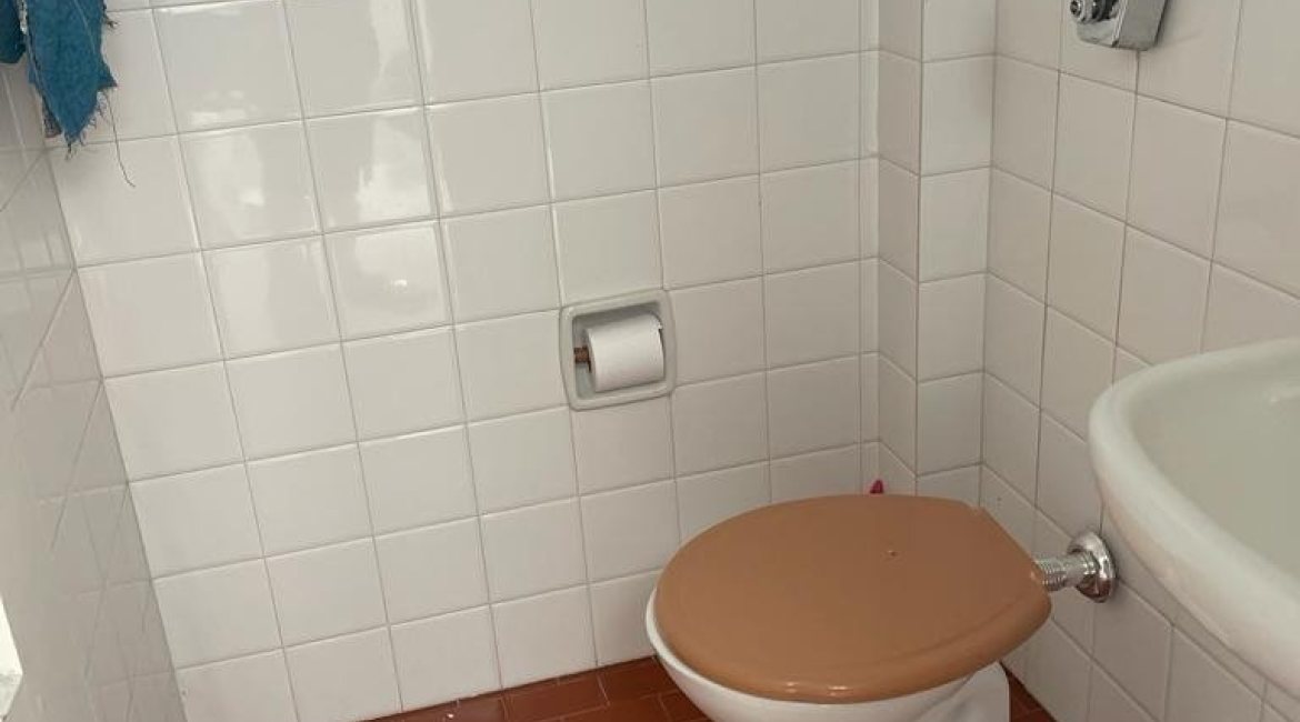 Casa à venda com 361m², 3 dormitórios, 4 vagas, no bairro Cidade Baixa em Porto Alegre