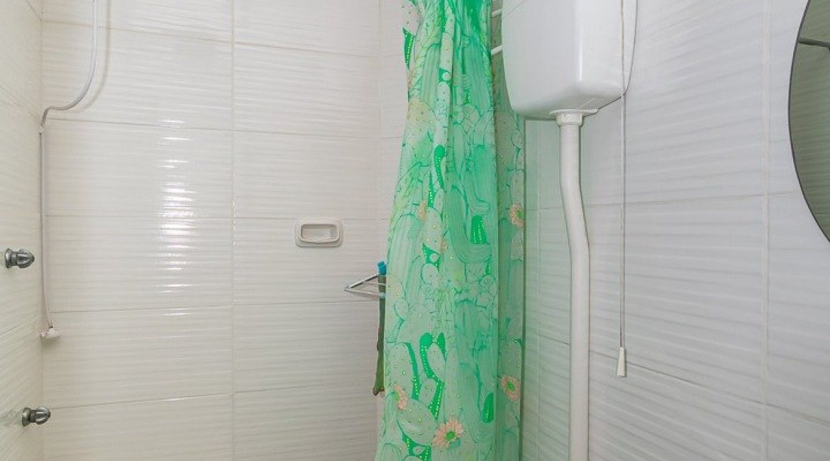 Cobertura à venda com 302m², 3 dormitórios, 1 suíte, 2 vagas, no bairro Tristeza em Porto Alegre