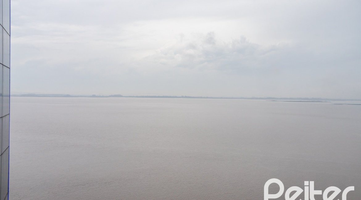 Comercial à venda com 158m², 3 vagas, no bairro Cristal em Porto Alegre