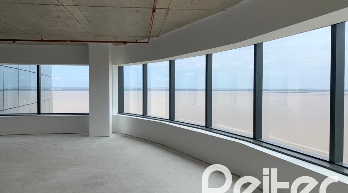 Comercial à venda com 158m², 3 vagas, no bairro Cristal em Porto Alegre