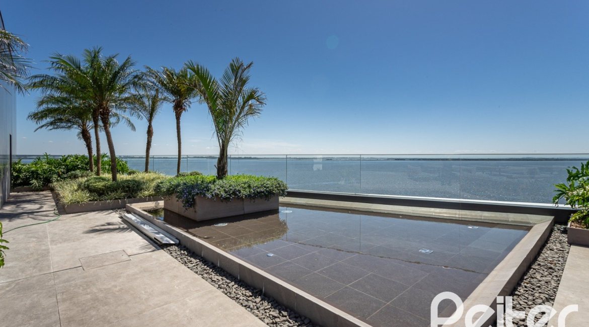 Comercial à venda com 31m², 1 vaga, no bairro Cristal em PORTO ALEGRE