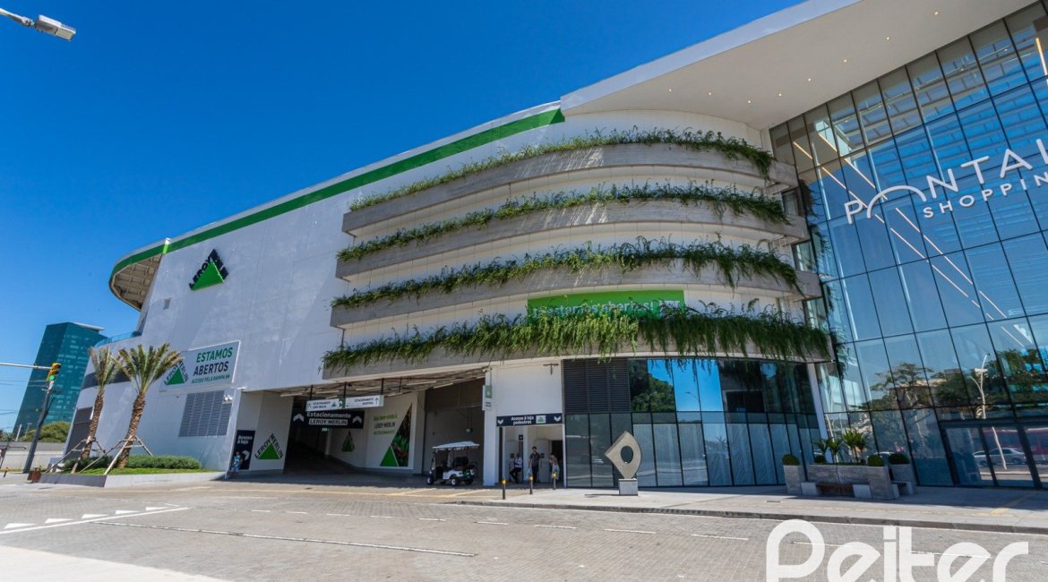 Comercial à venda com 31m², 1 vaga, no bairro Cristal em PORTO ALEGRE