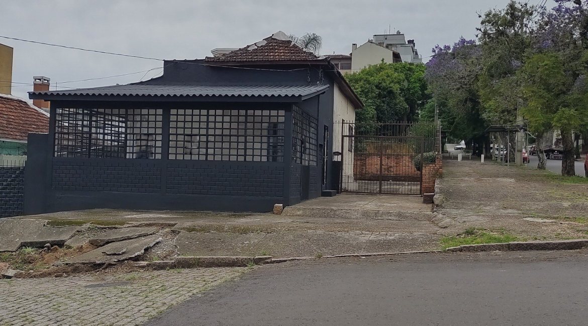 Comercial à venda com 97m², no bairro Tristeza em Porto Alegre