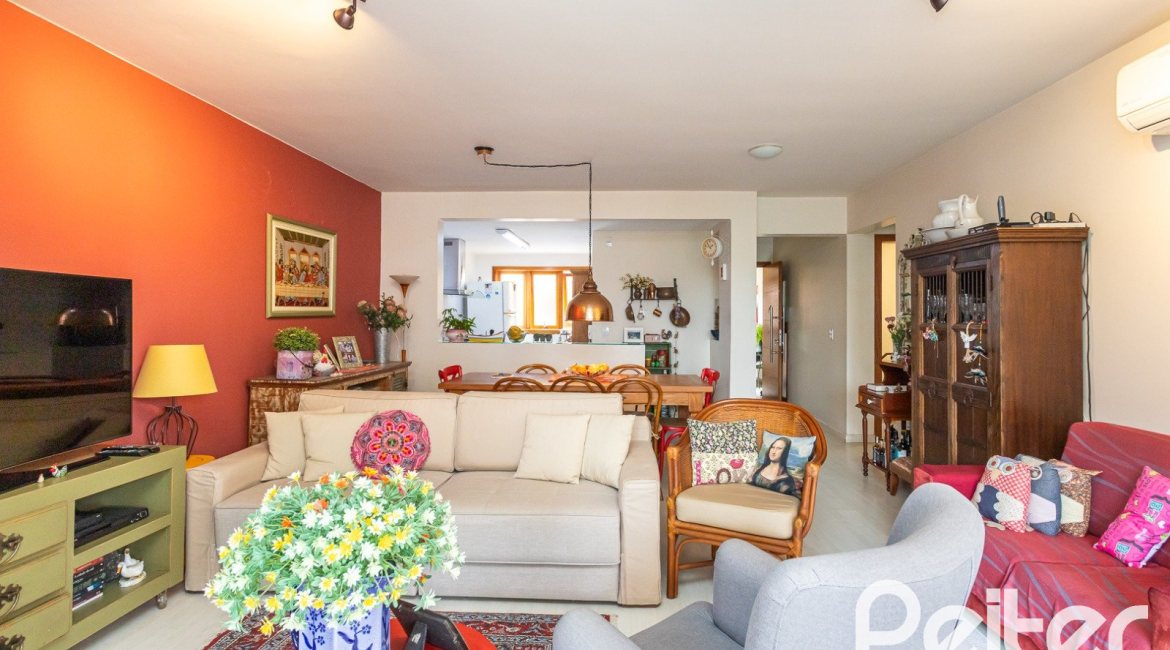 Apartamento à venda com 125m², 3 dormitórios, 1 suíte, 2 vagas, no bairro Tristeza em Porto Alegre