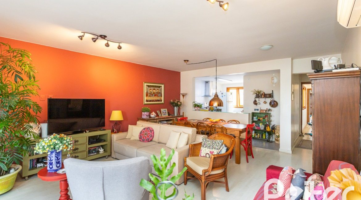 Apartamento à venda com 125m², 3 dormitórios, 1 suíte, 2 vagas, no bairro Tristeza em Porto Alegre