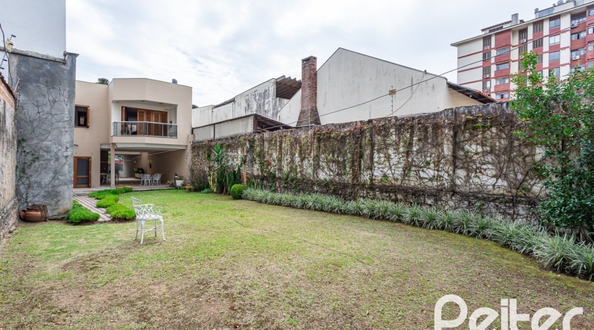 Apartamento à venda com 125m², 3 dormitórios, 1 suíte, 2 vagas, no bairro Tristeza em Porto Alegre