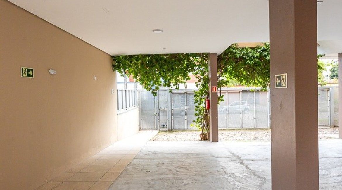 Apartamento à venda com 69m², 2 dormitórios, 2 vagas, no bairro Tristeza em Porto Alegre