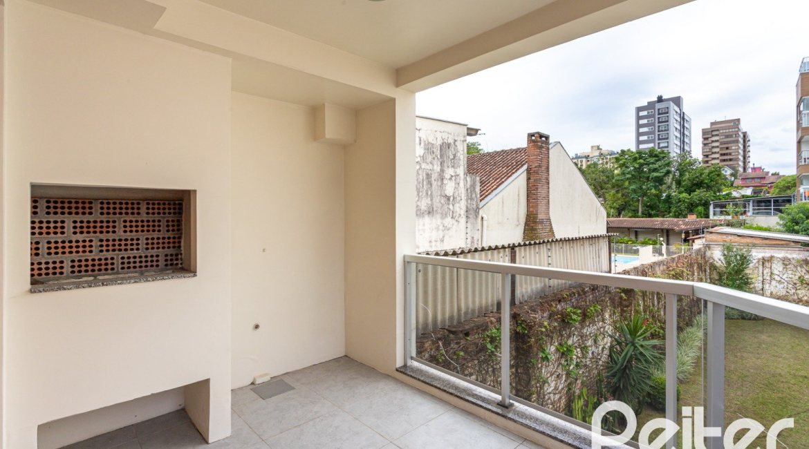 Apartamento à venda com 122m², 3 dormitórios, 1 suíte, 2 vagas, no bairro Tristeza em Porto Alegre