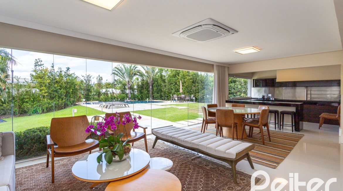 Casa em Condomínio à venda com 587m², 4 dormitórios, 4 suítes, 6 vagas, no bairro Terra Ville em PORTO ALEGRE