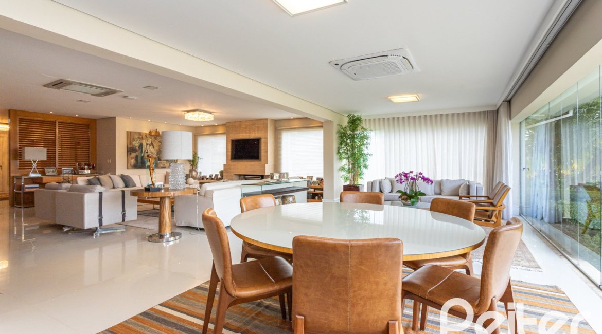 Casa em Condomínio à venda com 587m², 4 dormitórios, 4 suítes, 6 vagas, no bairro Terra Ville em PORTO ALEGRE
