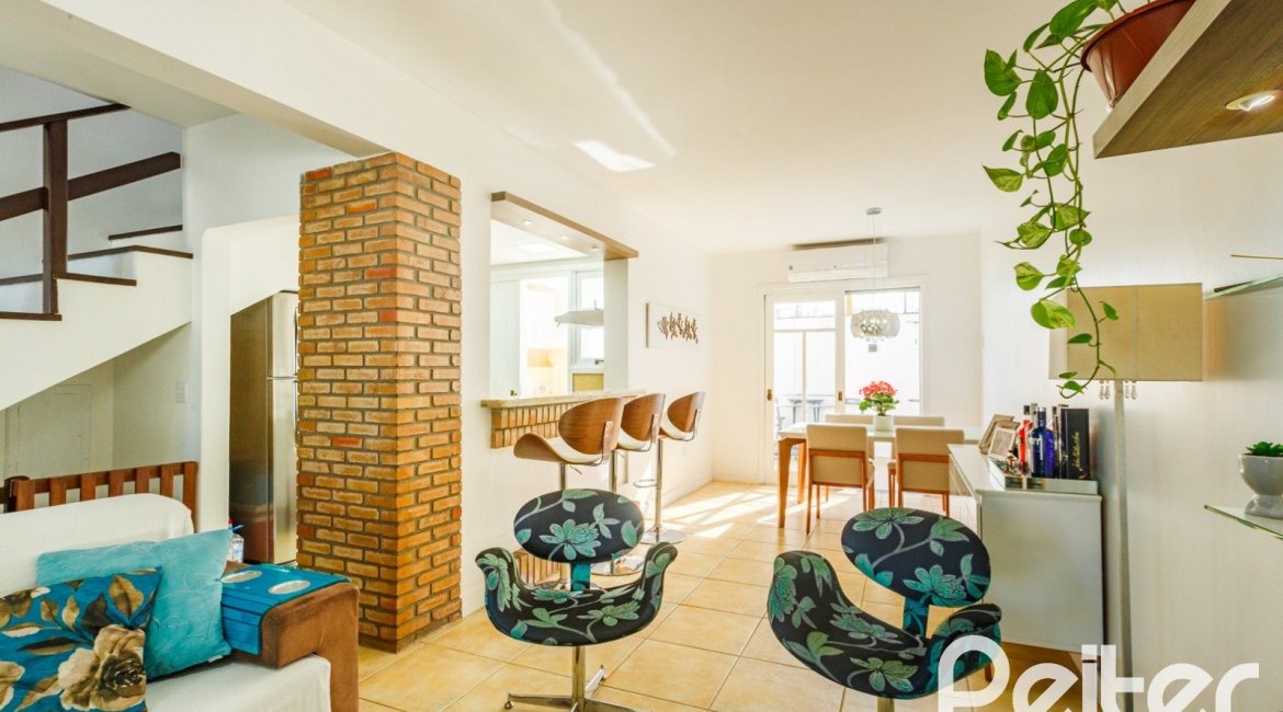  à venda, no bairro  em 