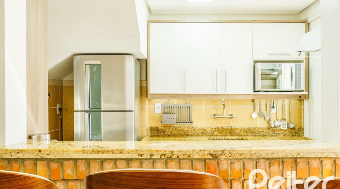  à venda, no bairro  em 