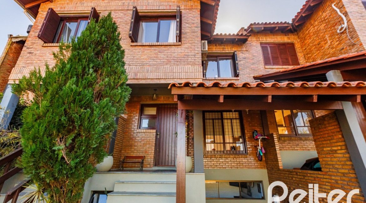  à venda, no bairro  em 