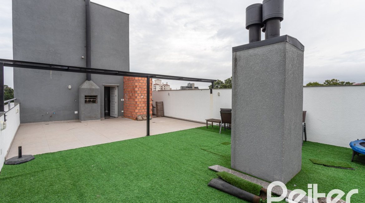 Cobertura à venda com 189m², 3 dormitórios, 1 suíte, 2 vagas, no bairro Tristeza em Porto Alegre