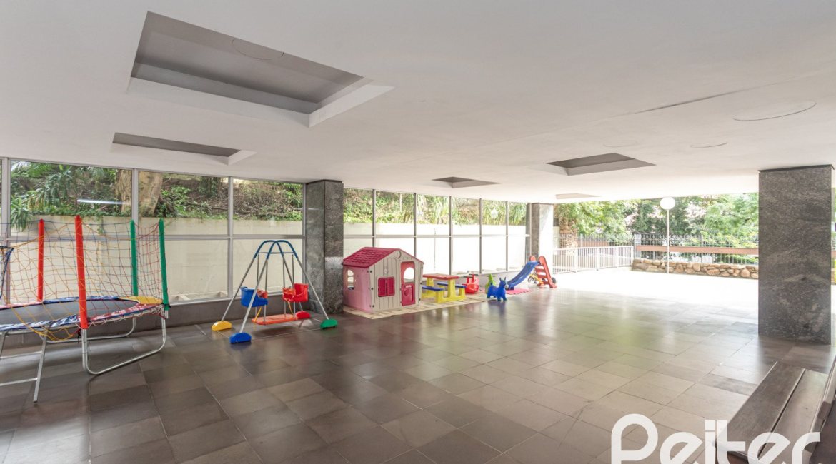 Apartamento à venda com 120m², 3 dormitórios, 1 suíte, 1 vaga, no bairro Moinhos De Vento em Porto Alegre