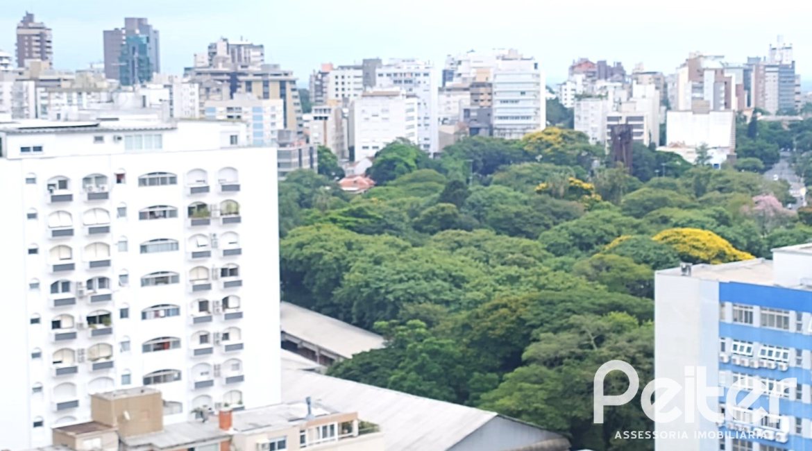 Apartamento à venda com 120m², 3 dormitórios, 1 suíte, 1 vaga, no bairro Moinhos De Vento em Porto Alegre