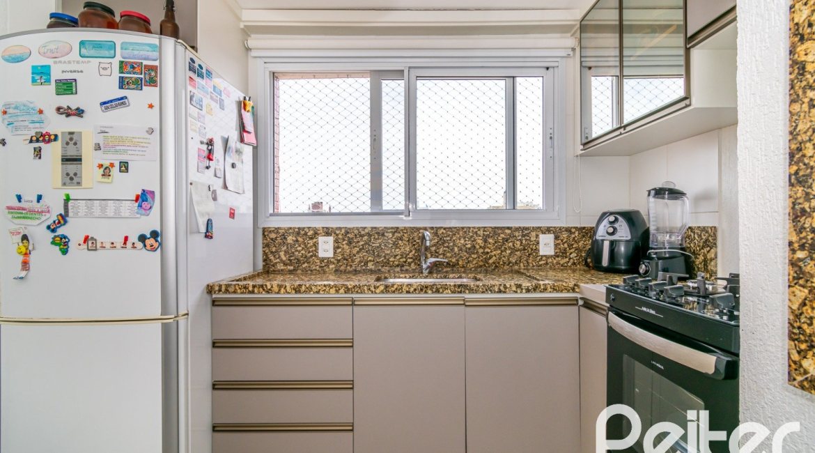 Apartamento à venda com 106m², 3 dormitórios, 3 suítes, 3 vagas, no bairro Tristeza em Porto Alegre