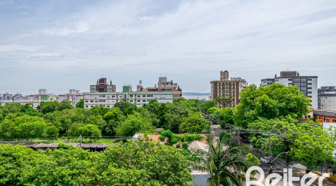 Apartamento à venda com 106m², 3 dormitórios, 3 suítes, 3 vagas, no bairro Tristeza em Porto Alegre