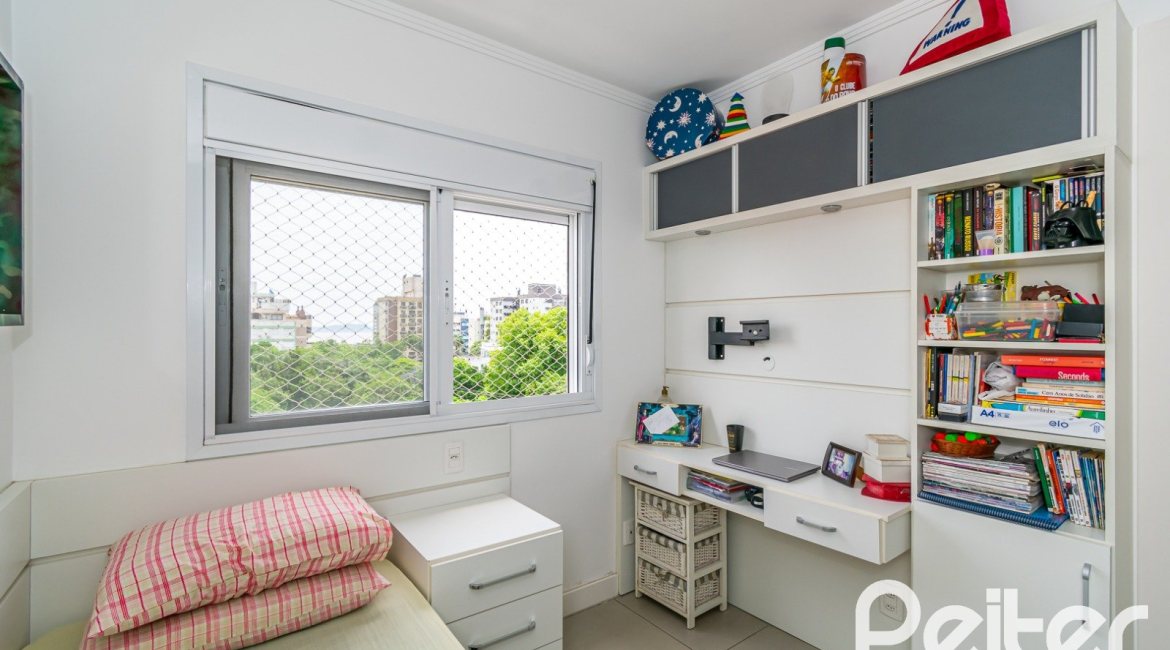 Apartamento à venda com 106m², 3 dormitórios, 3 suítes, 3 vagas, no bairro Tristeza em Porto Alegre
