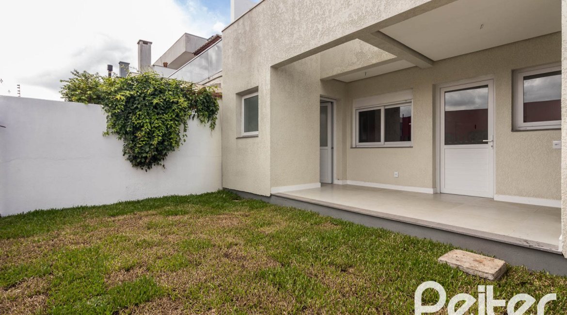 Casa em Condomínio à venda com 108m², 3 dormitórios, 2 suítes, 2 vagas, no bairro Hípica em PORTO ALEGRE