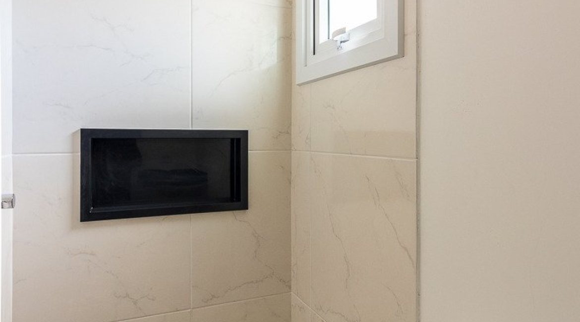 Casa em Condomínio à venda com 108m², 3 dormitórios, 2 suítes, 2 vagas, no bairro Hípica em PORTO ALEGRE