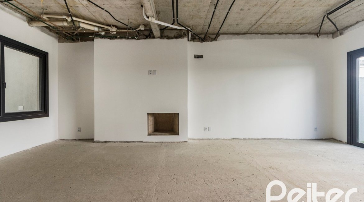Casa em Condomínio à venda com 293m², 3 dormitórios, 3 suítes, 2 vagas, no bairro Tristeza em Porto Alegre