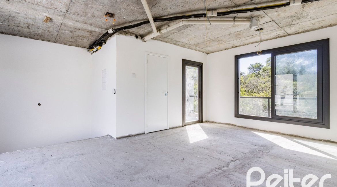 Casa em Condomínio à venda com 293m², 3 dormitórios, 3 suítes, 2 vagas, no bairro Tristeza em Porto Alegre