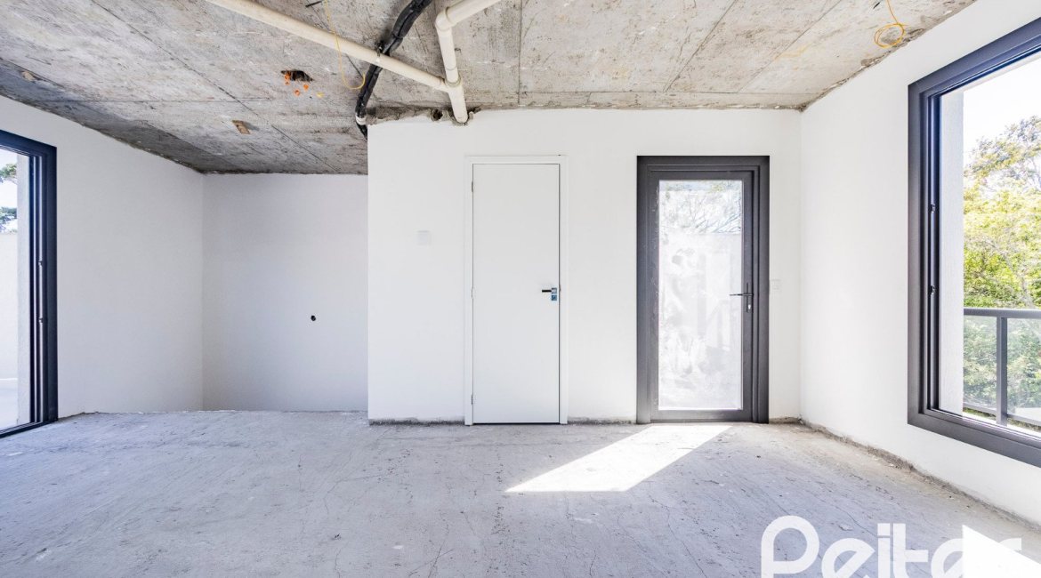 Casa em Condomínio à venda com 293m², 3 dormitórios, 3 suítes, 2 vagas, no bairro Tristeza em Porto Alegre