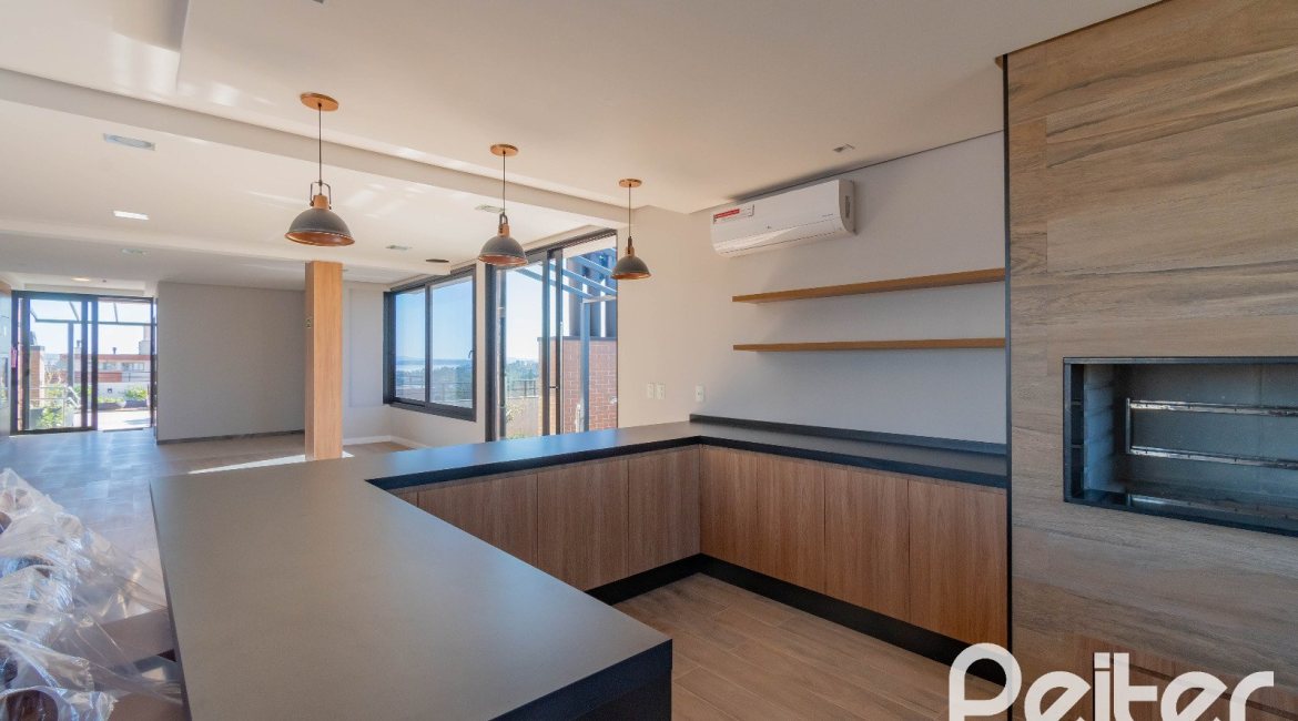 Apartamento à venda com 174m², 3 dormitórios, 3 suítes, 2 vagas, no bairro Tristeza em Porto Alegre