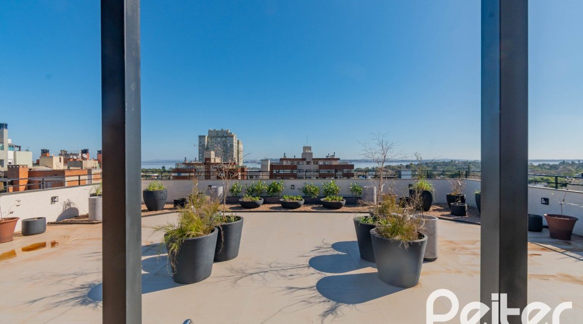 Apartamento à venda com 174m², 3 dormitórios, 3 suítes, 2 vagas, no bairro Tristeza em Porto Alegre