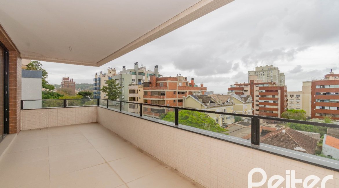 Apartamento à venda com 174m², 3 dormitórios, 3 suítes, 2 vagas, no bairro Tristeza em Porto Alegre