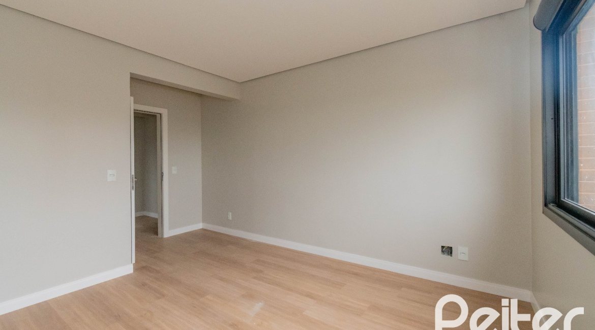 Apartamento à venda com 174m², 3 dormitórios, 3 suítes, 2 vagas, no bairro Tristeza em Porto Alegre