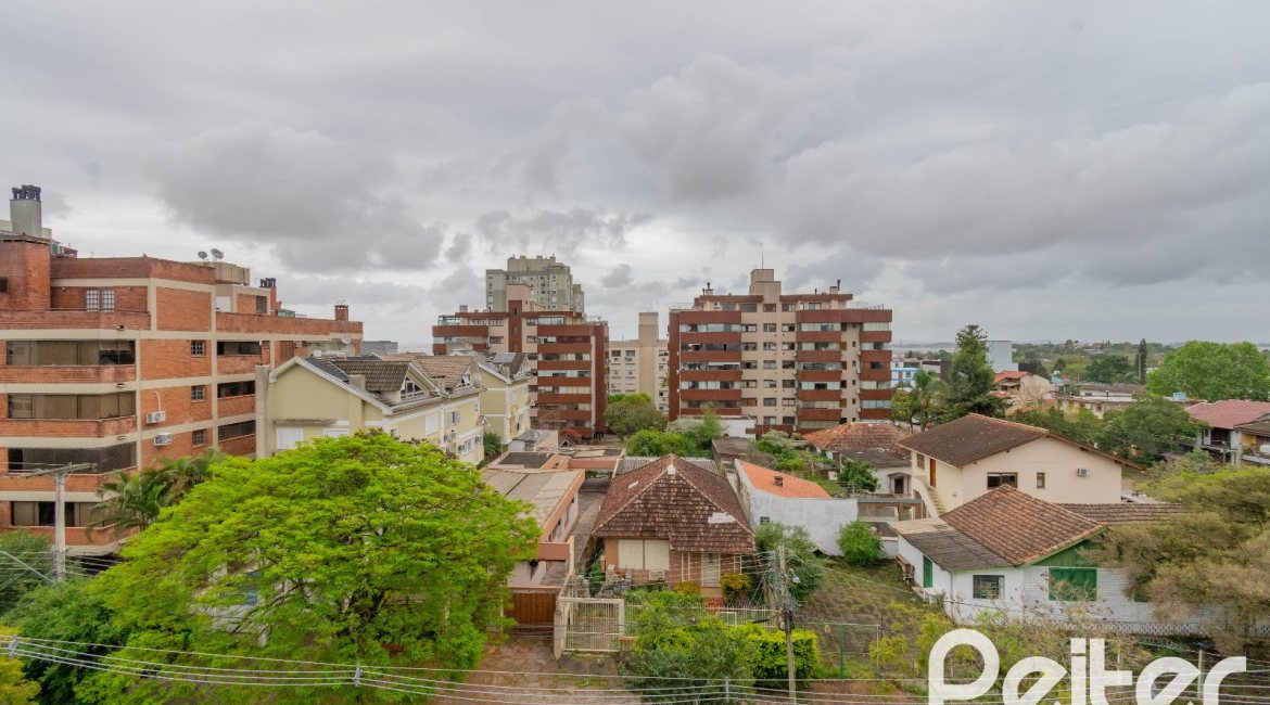 Apartamento à venda com 174m², 3 dormitórios, 3 suítes, 2 vagas, no bairro Tristeza em Porto Alegre