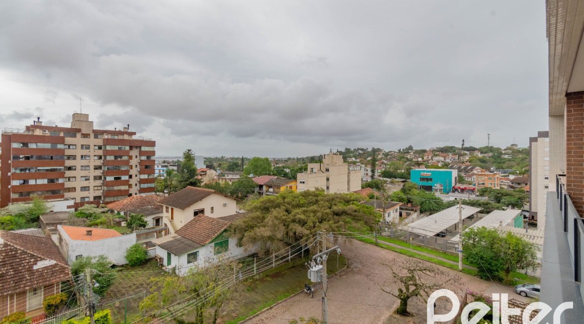 Apartamento à venda com 174m², 3 dormitórios, 3 suítes, 2 vagas, no bairro Tristeza em Porto Alegre