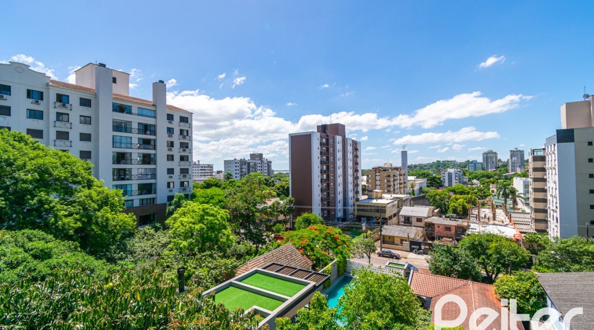 Apartamento à venda com 106m², 3 dormitórios, 1 suíte, 2 vagas, no bairro Tristeza em PORTO ALEGRE