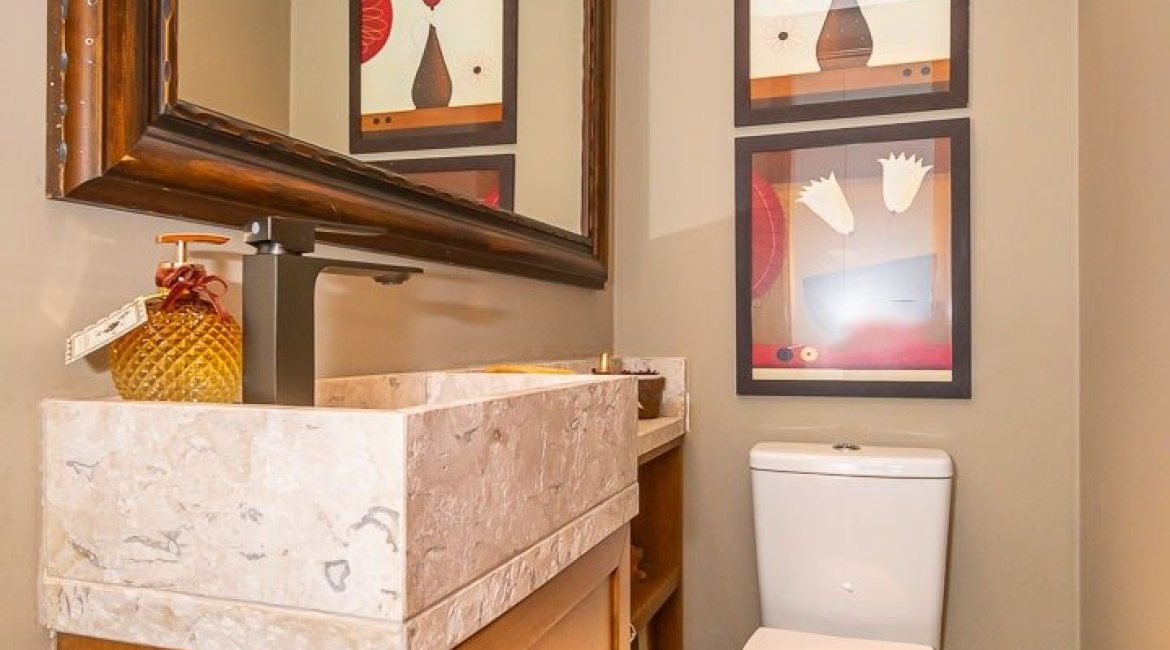 Apartamento à venda com 106m², 3 dormitórios, 1 suíte, 2 vagas, no bairro Tristeza em PORTO ALEGRE