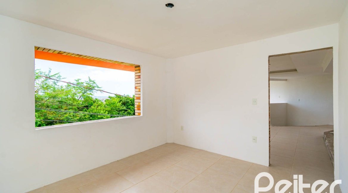 Casa em Condomínio à venda com 390m², 4 dormitórios, 3 suítes, 9 vagas, no bairro Nonoai em Porto Alegre