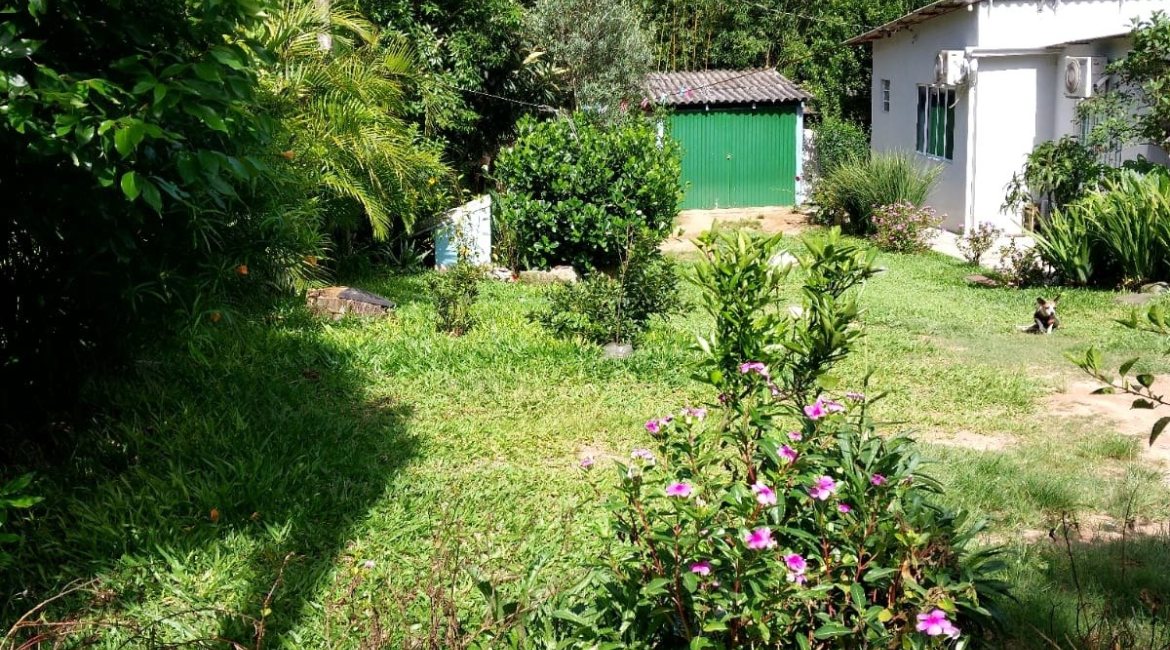 Terreno à venda com 960m², 3 dormitórios, 4 vagas, no bairro Belém Velho em Porto Alegre