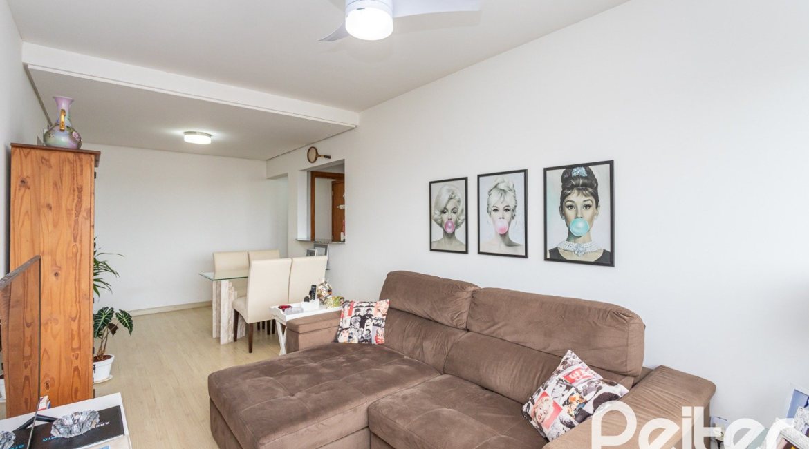 Apartamento à venda com 70m², 2 dormitórios, 1 suíte, no bairro Tristeza em PORTO ALEGRE