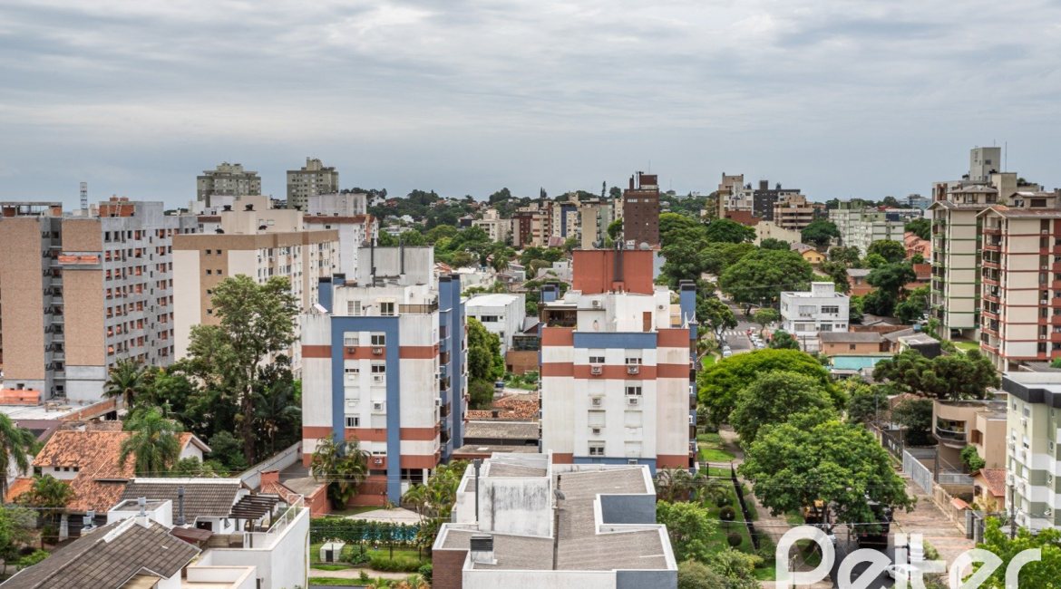 Apartamento à venda com 70m², 2 dormitórios, 1 suíte, no bairro Tristeza em PORTO ALEGRE