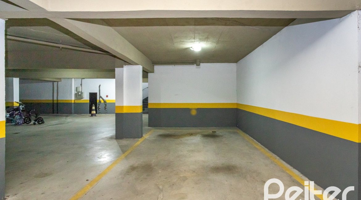Apartamento à venda com 70m², 2 dormitórios, 1 suíte, no bairro Tristeza em PORTO ALEGRE