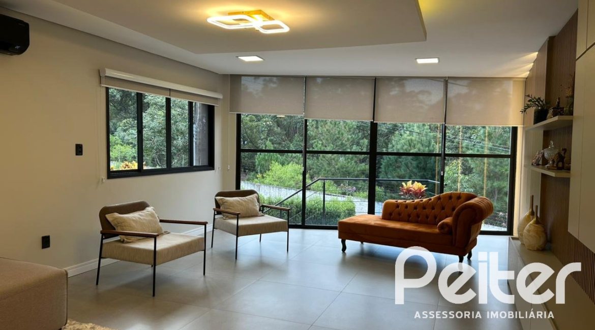 Casa em Condomínio à venda com 300m², 3 dormitórios, 3 suítes, 4 vagas, no bairro Ipanema em PORTO ALEGRE