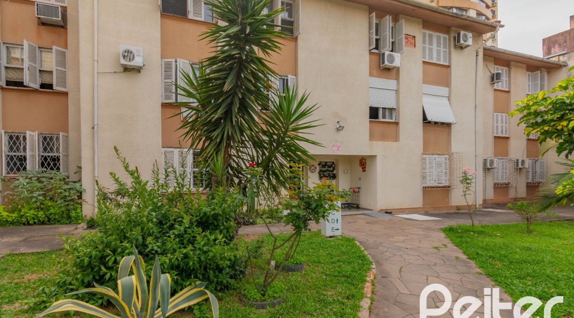 Apartamento à venda com 83m², 3 dormitórios, no bairro Tristeza em Porto Alegre