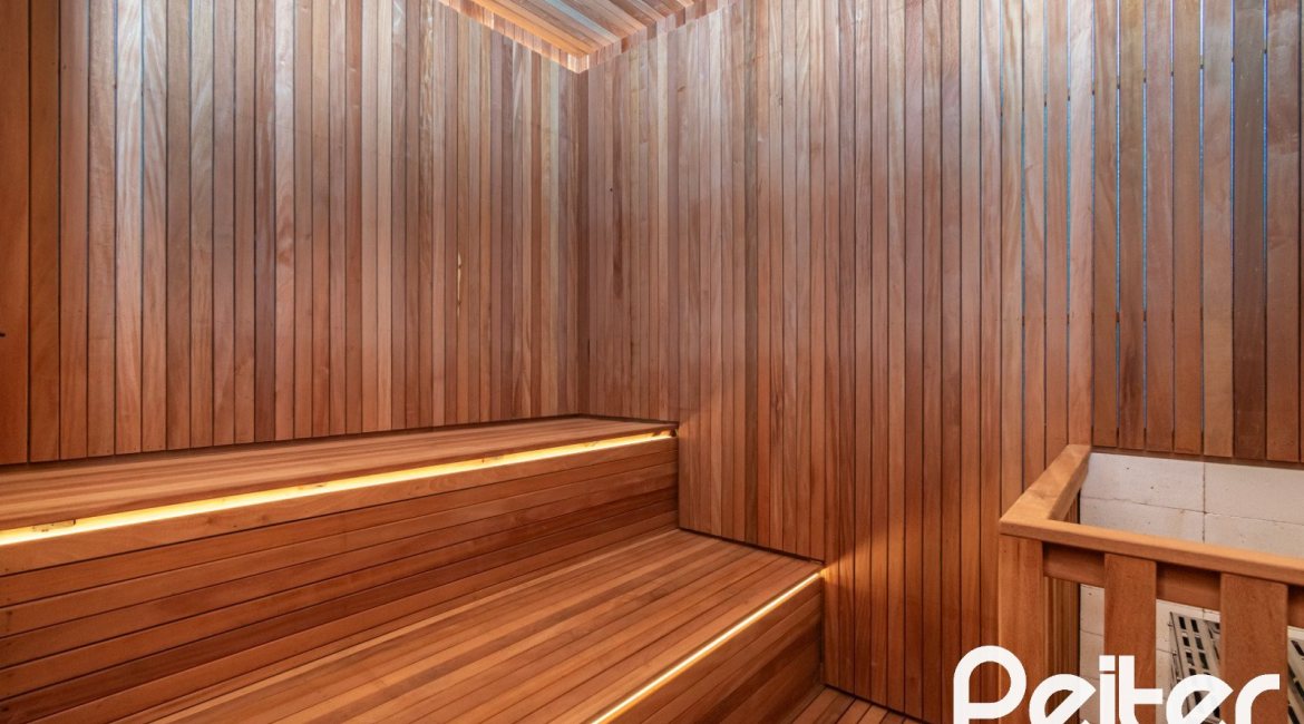 Apartamento Garden à venda com 248m², 2 dormitórios, 2 suítes, 4 vagas, no bairro Cristal em Porto Alegre