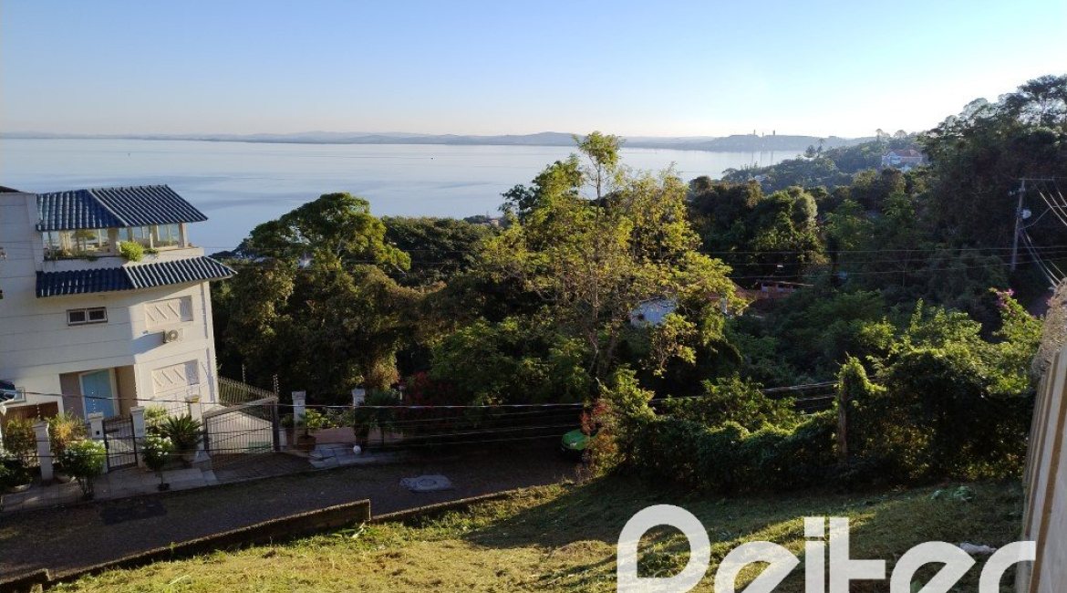 Terreno à venda com 266m², no bairro Sétimo Céu em Porto Alegre