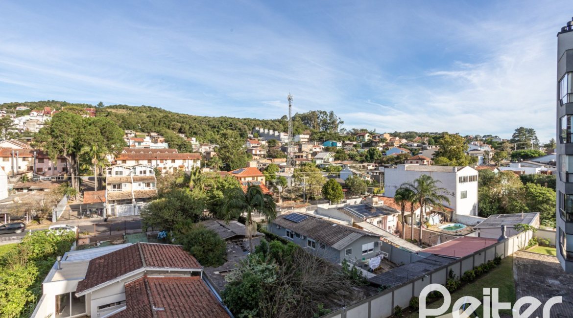 Apartamento à venda com 109m², 3 dormitórios, 1 suíte, 2 vagas, no bairro Tristeza em PORTO ALEGRE